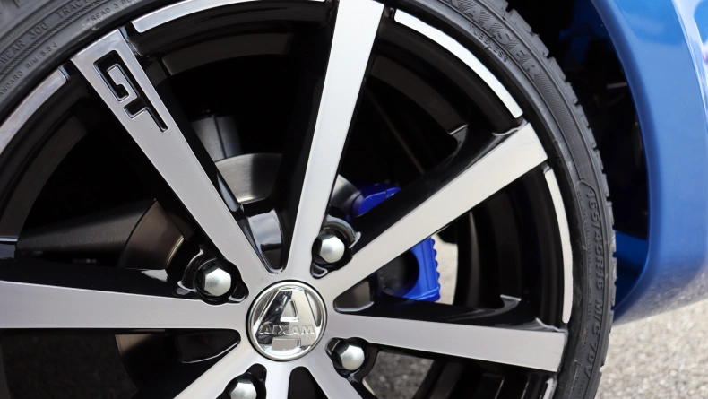 Pojazdy Aixam Coup&eacute; CUTGTI_BLS_DTZ1.jpg