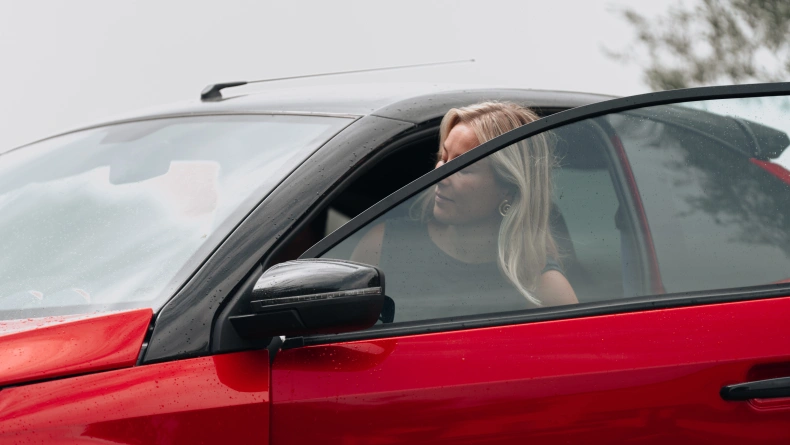 Pojazdy Aixam e Coup&eacute; SITU_ECOUPG_RED_PNG (12).jpg