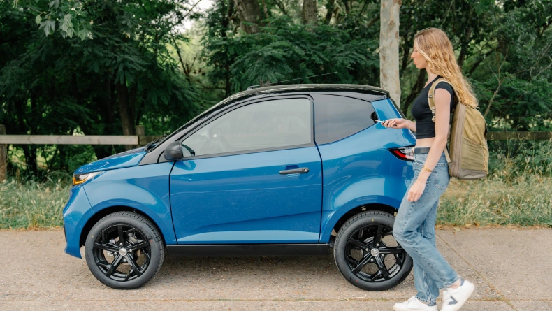 Pojazdy Aixam e City 1.jpg